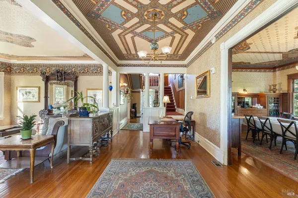 $7,900,000 | 25 West Grant Street, Healdsburg, CA 95448