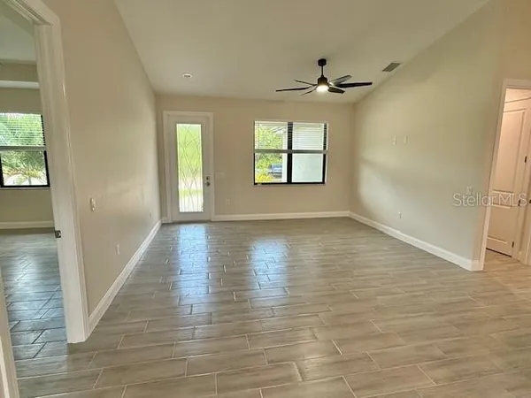 $2,400 | 37 Gimli Street, Port Charlotte, FL 33954