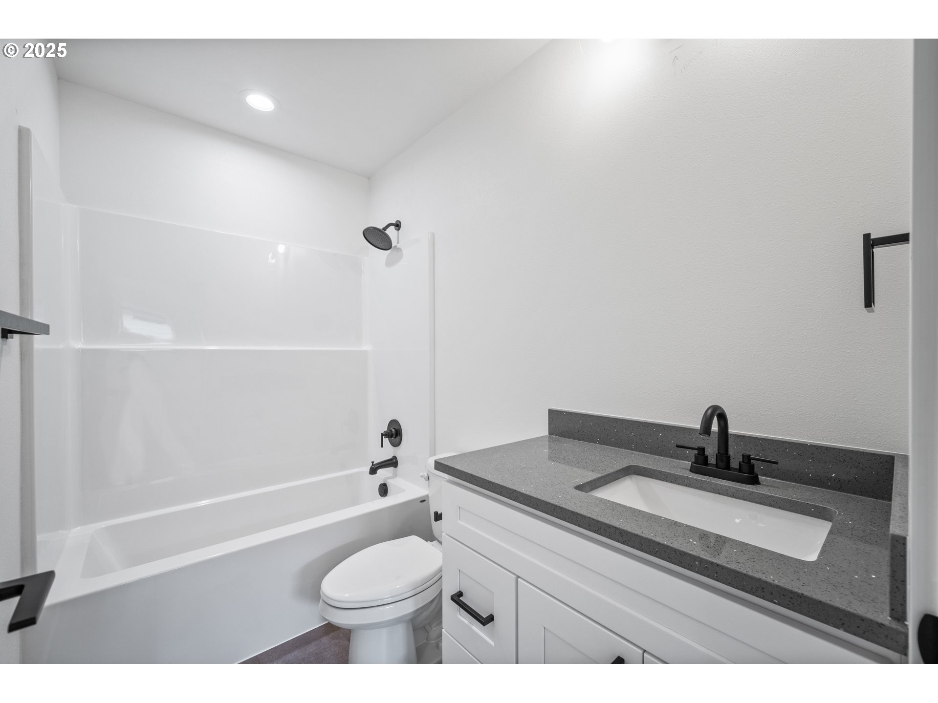 11101 Northeast 64th Court, Unit LOT #14 Vancouver, WA 98686 - Photo 21 of 31