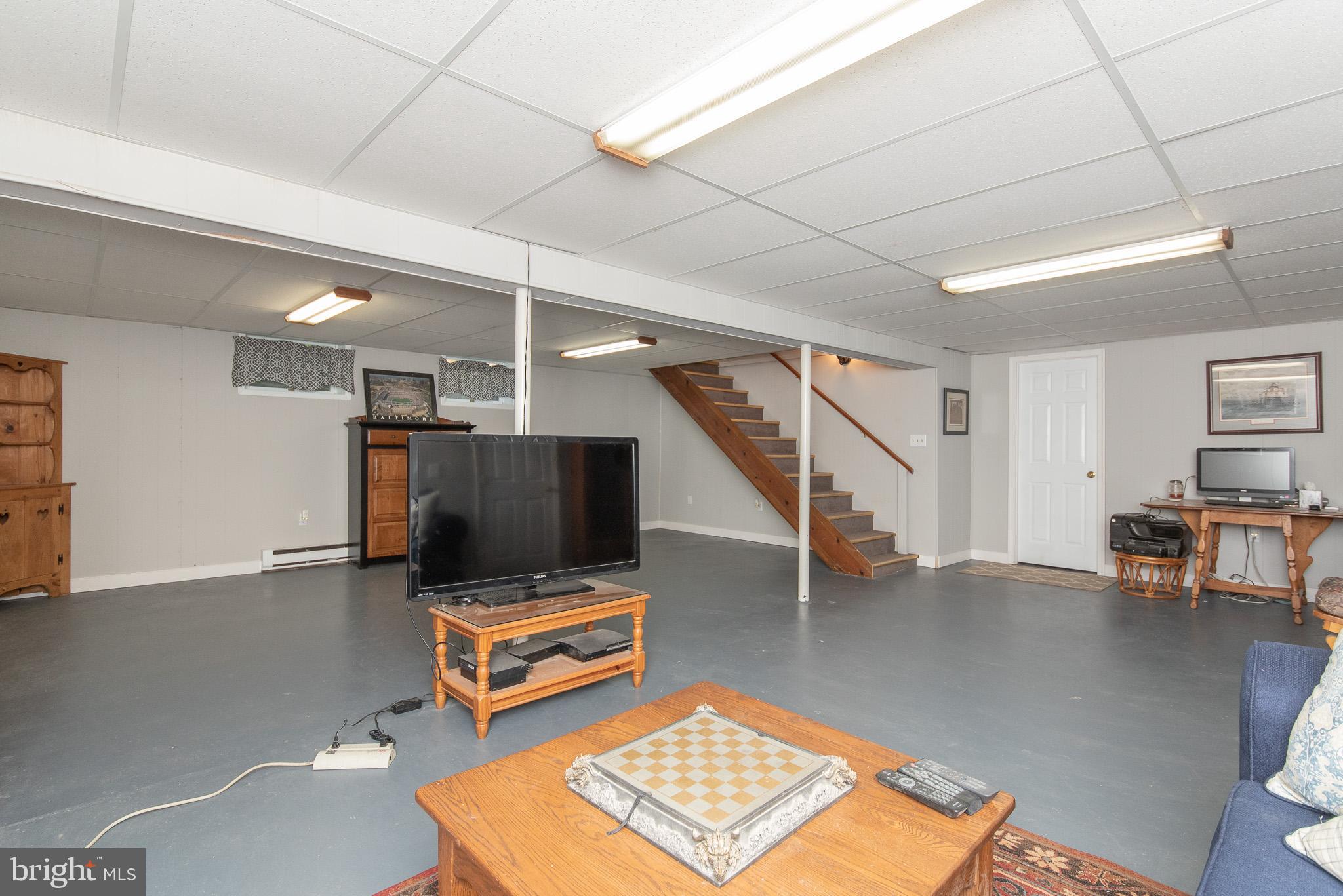2704 Coon Club Road Westminster, MD 21157 - Photo 40 of 55 Family Room