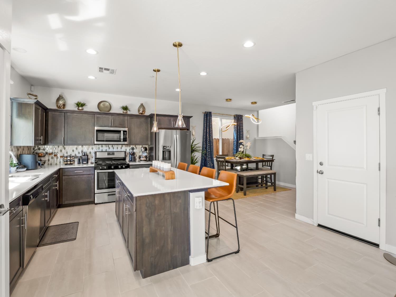 4198 North Reed Avenue Fresno, CA 93723 - Photo 10 of 40