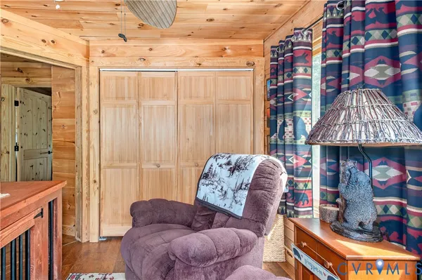 $595,000 | 379 Sparrowhawk Lane, Elberon, VA 23846