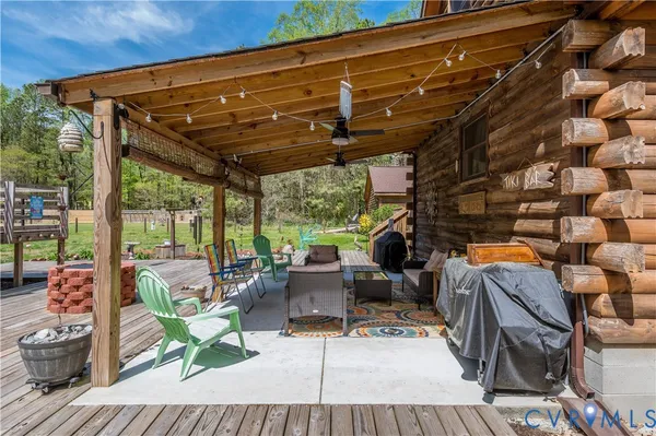 $595,000 | 379 Sparrowhawk Lane, Elberon, VA 23846