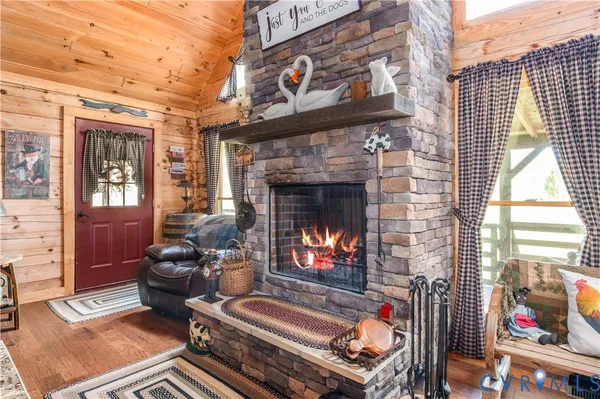 $595,000 | 379 Sparrowhawk Lane, Elberon, VA 23846