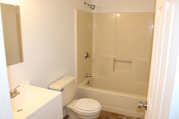 251 Gilbert Avenue Springfield, MA 01119 - Photo 17 of 22 Gallery Image 17