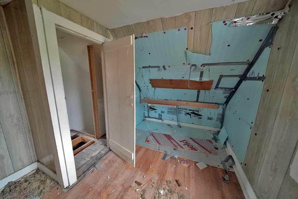 185 Hodgdon Mills Road Houlton, ME 04730 - Photo 32 of 47 bedroom-3-cheap-me-house