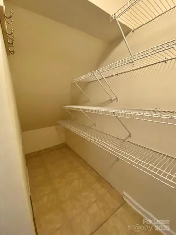 $1,925 | 2601 Silverthorn Drive, Charlotte, NC 28273