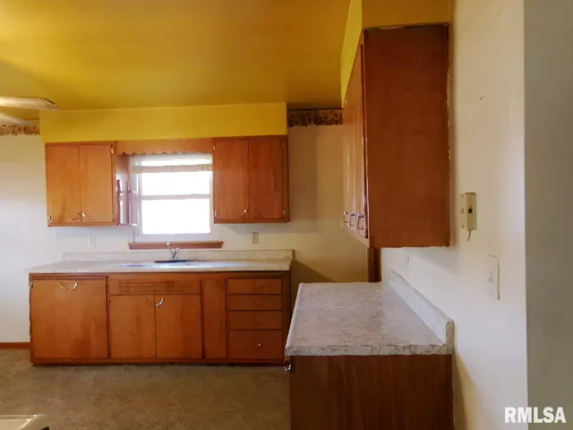 $79,900 | 1300 Jefferson Street, Pekin, IL 61554