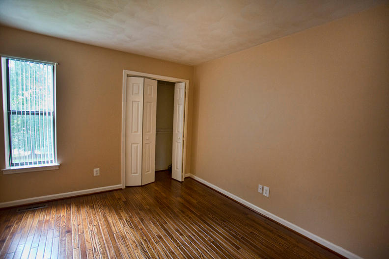 2403 South Clearing Road Salem, VA 24153 - Photo 20 of 43 SouthClearing020