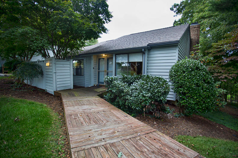 2403 South Clearing Road Salem, VA 24153 - Photo 42 of 43 SouthClearing042