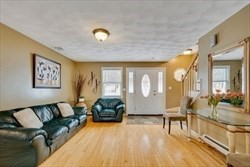 8 Dix Road North Reading, MA 01864 - Photo 3 of 27 Gallery Image 3