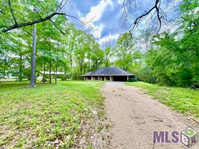 $154,900 | 10335 Greenwell Springs Road, Baton Rouge, LA 70814