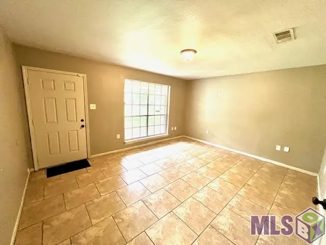 $154,900 | 10335 Greenwell Springs Road, Baton Rouge, LA 70814