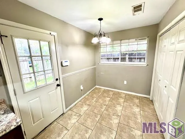 $154,900 | 10335 Greenwell Springs Road, Baton Rouge, LA 70814