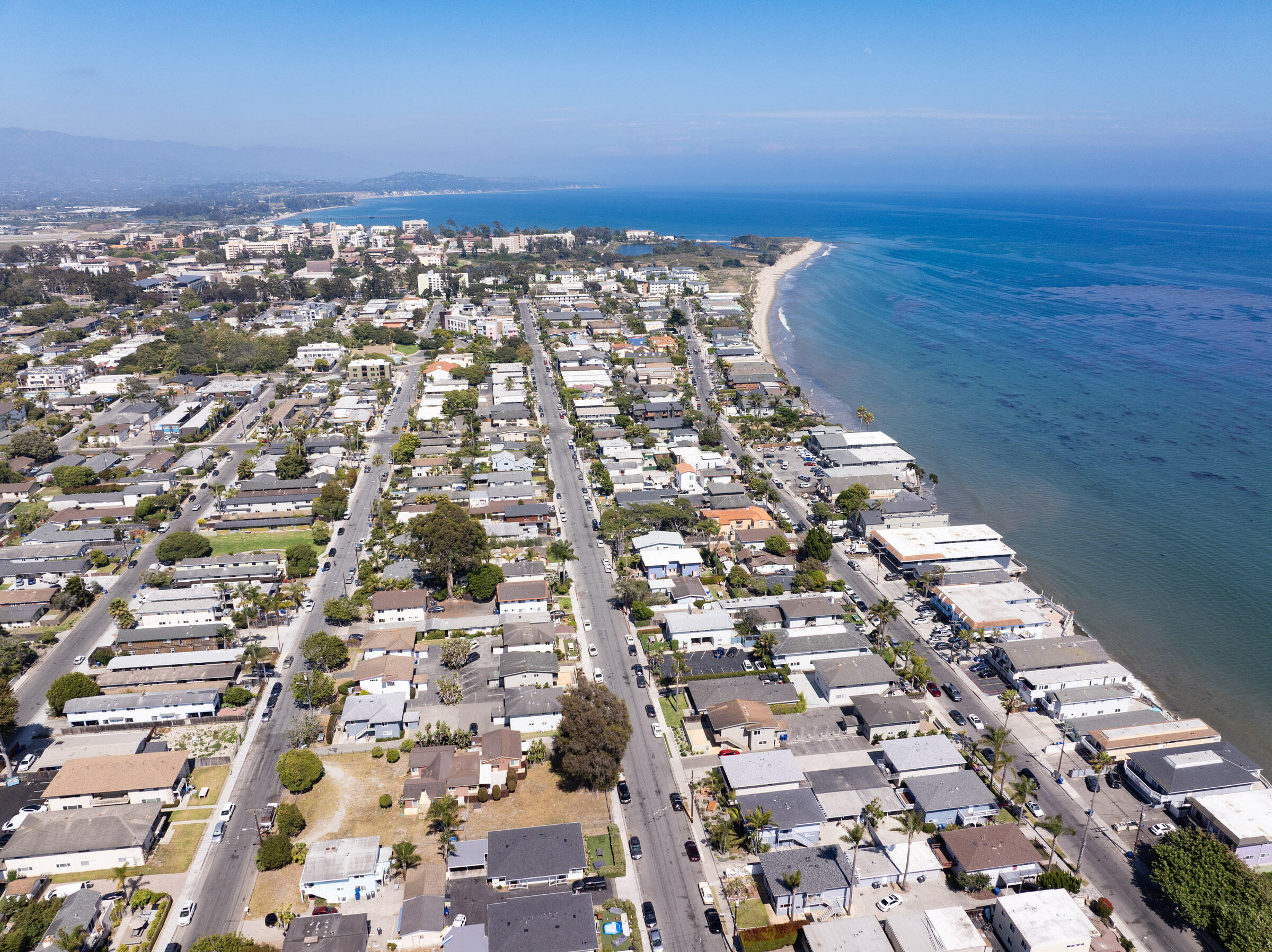 6679 Sabado Tarde Road Goleta, CA 93117 - Photo 8 of 19 8