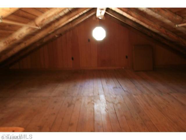 888 Trot Valley Road Stuart, VA 24171 - Photo 9 of 16 Loft.