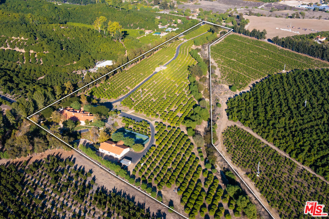 9269 Stockton Road Moorpark, CA 93021 - Photo 3 of 46 a city view from a balcony