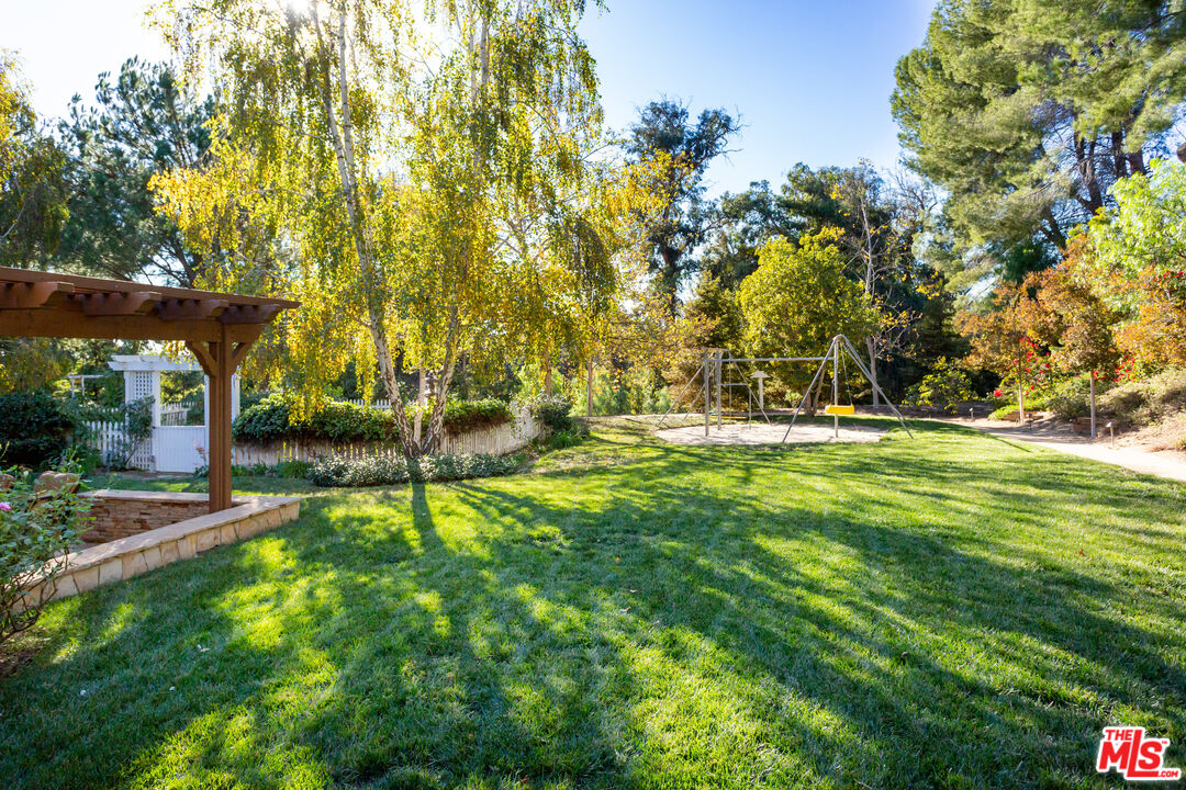 9269 Stockton Road Moorpark, CA 93021 - Photo 32 of 46 a view of yard with green space