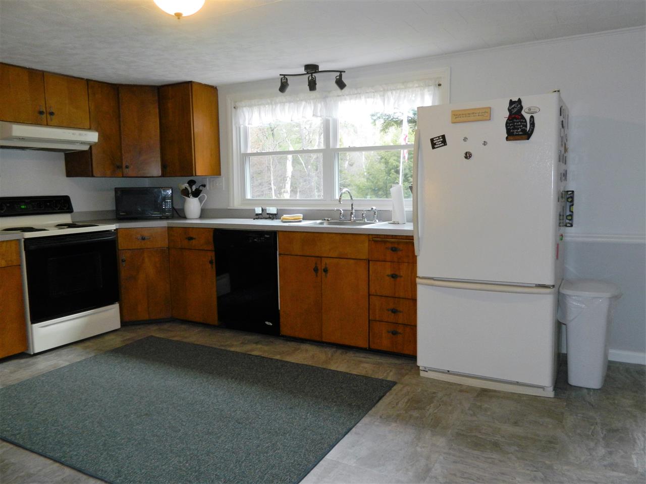 3 Garneau Road Franklin, NH 03235 - Photo 14 of 40