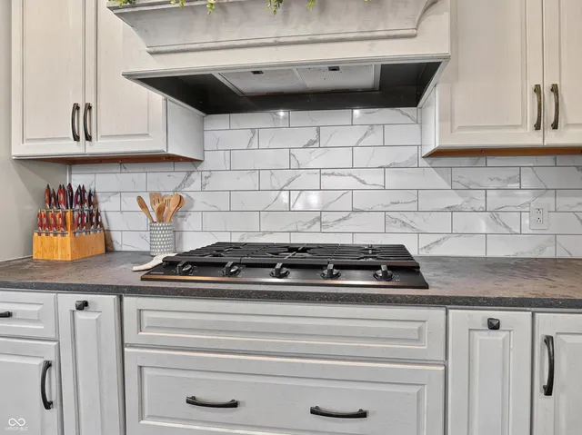 $500,000 | 3589 West Old State Road 28, Tipton, IN 46072