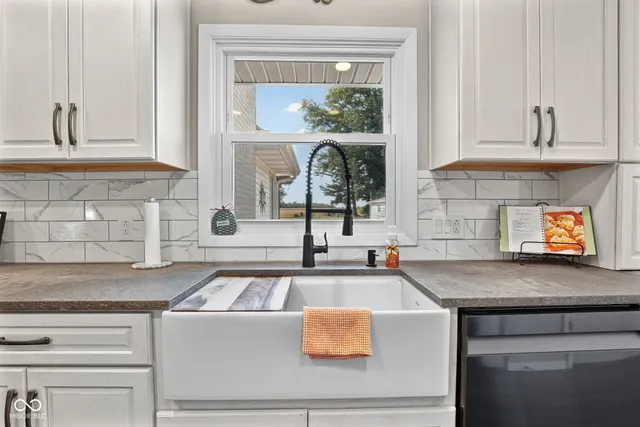 $500,000 | 3589 West Old State Road 28, Tipton, IN 46072