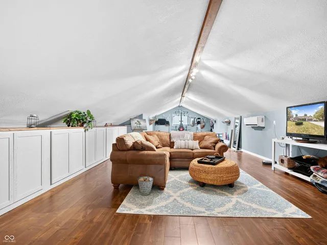 $500,000 | 3589 West Old State Road 28, Tipton, IN 46072