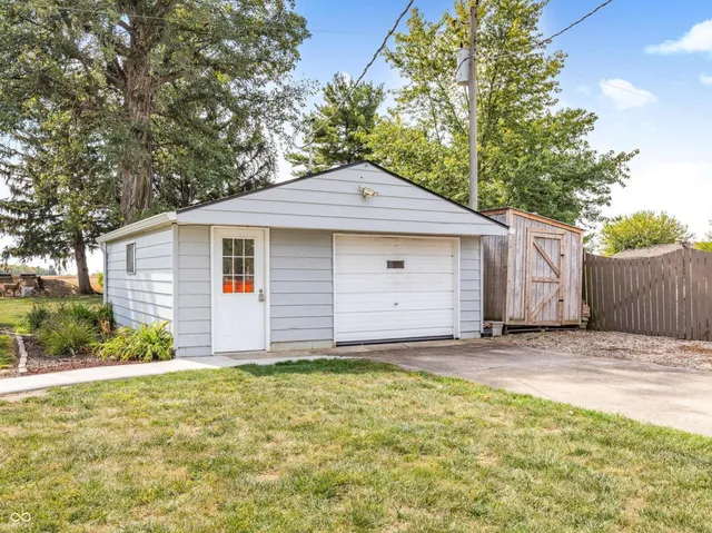 $500,000 | 3589 West Old State Road 28, Tipton, IN 46072