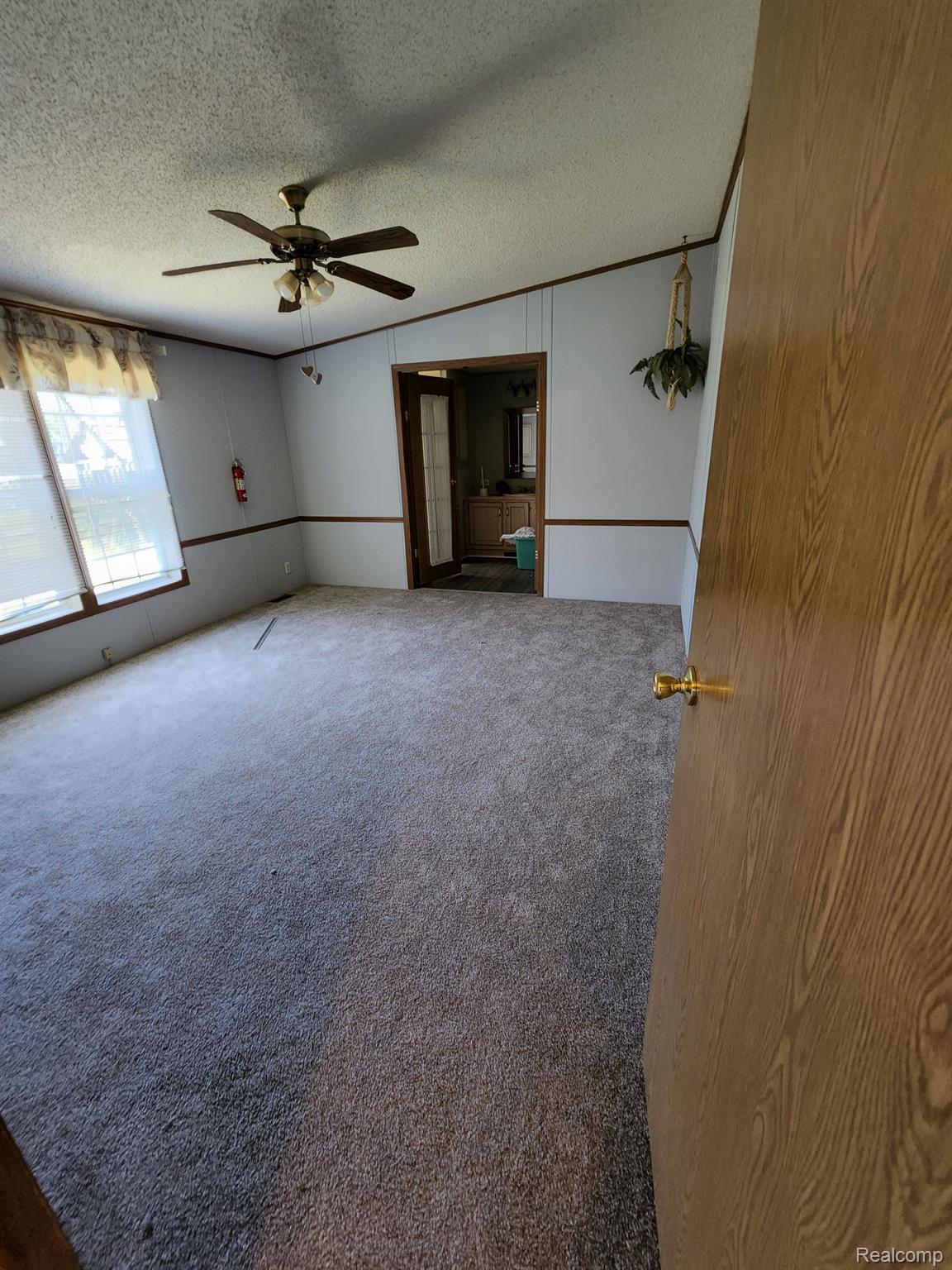 9205 Exeter Road Carleton, MI 48117 - Photo 10 of 27 Gallery Image 10