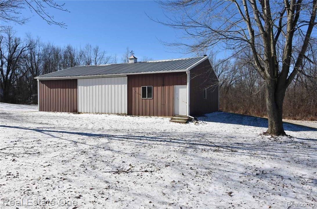 5372 Hammond Road Lapeer, MI 48446 - Photo 23 of 45 DSC_5867.jpg