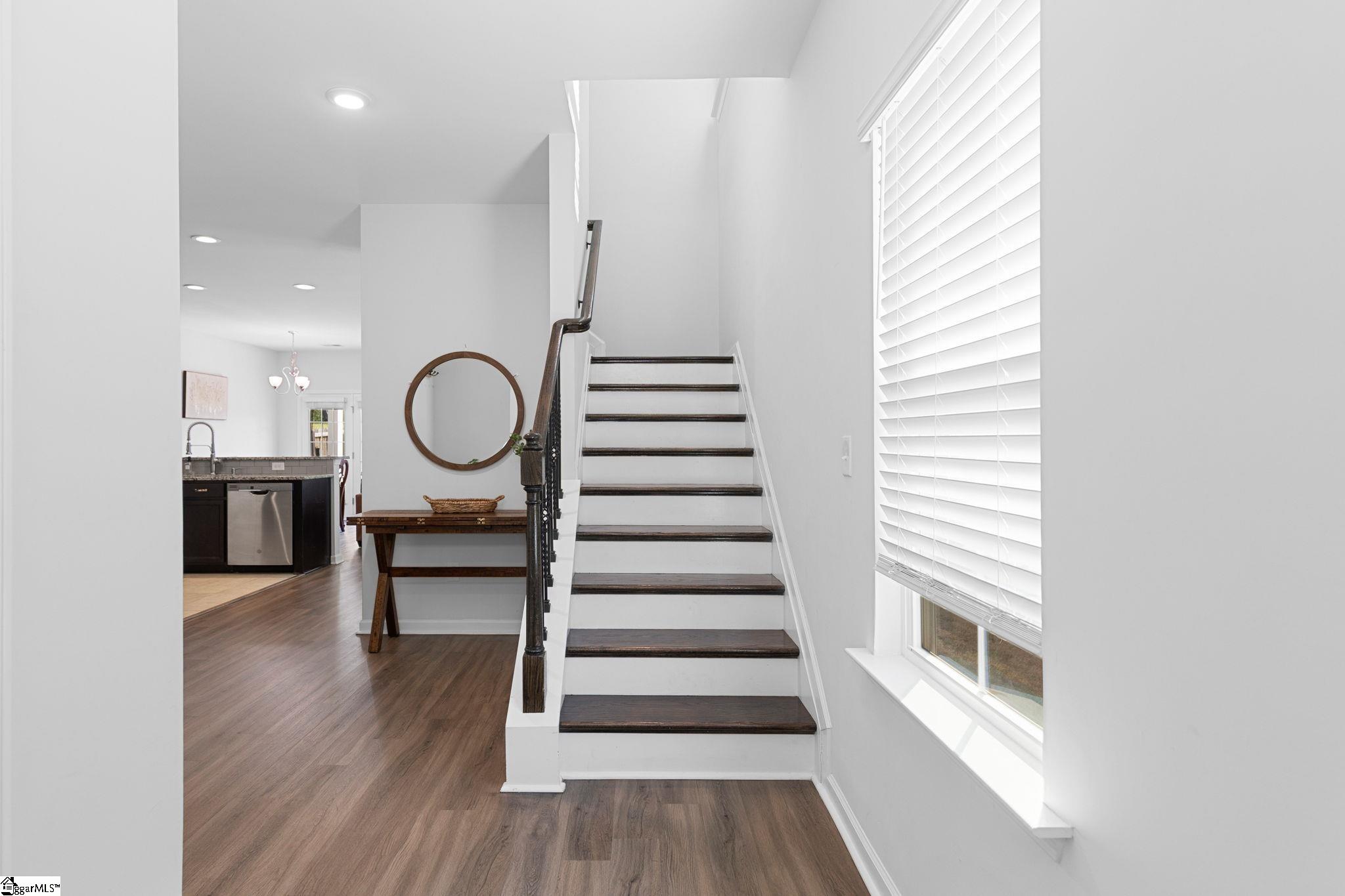 712 Hayden Lane Inman, SC 29349 - Photo 3 of 31