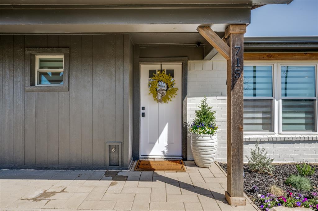 715 Stonecrest Road Argyle, TX 76226 - Photo 2 of 26