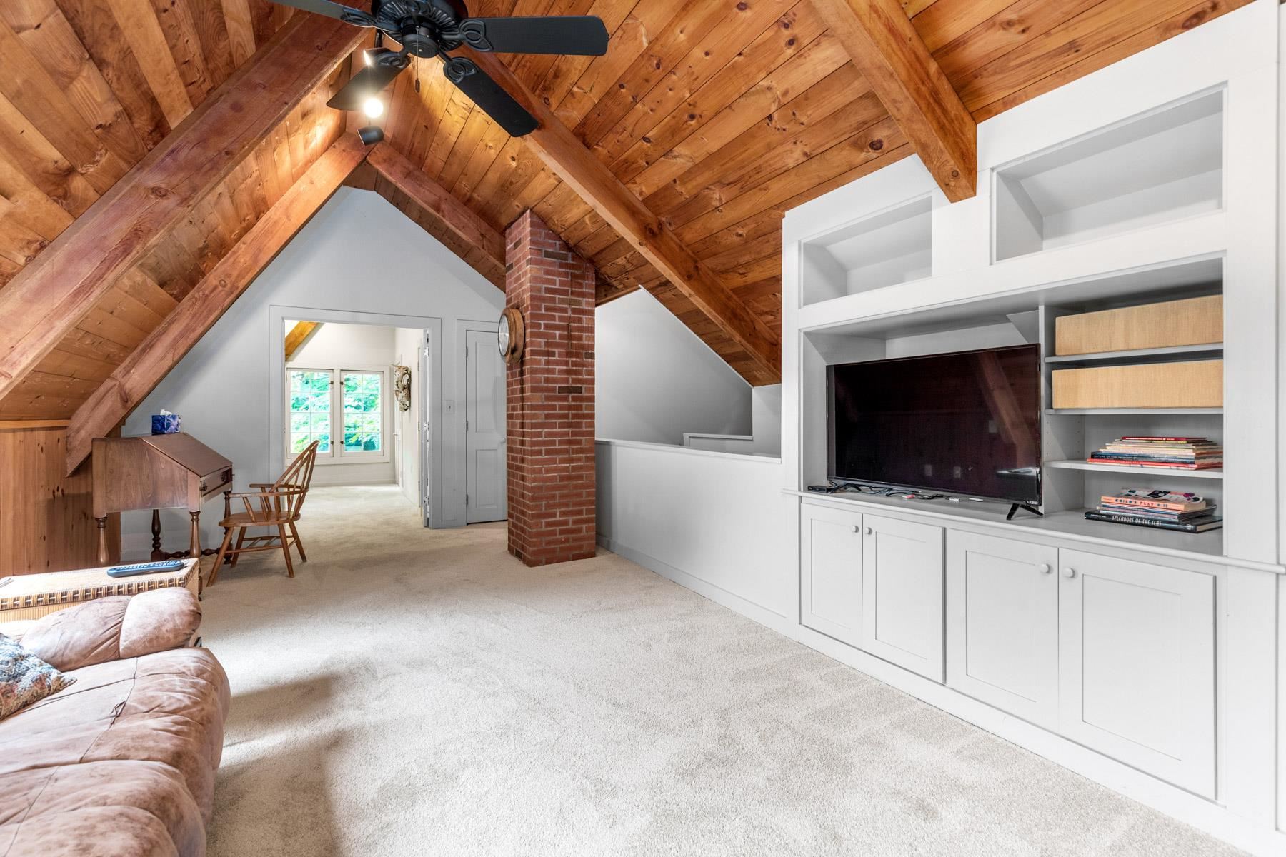 74 High Street Stratham, NH 03885 - Photo 14 of 40 Gallery Image 14