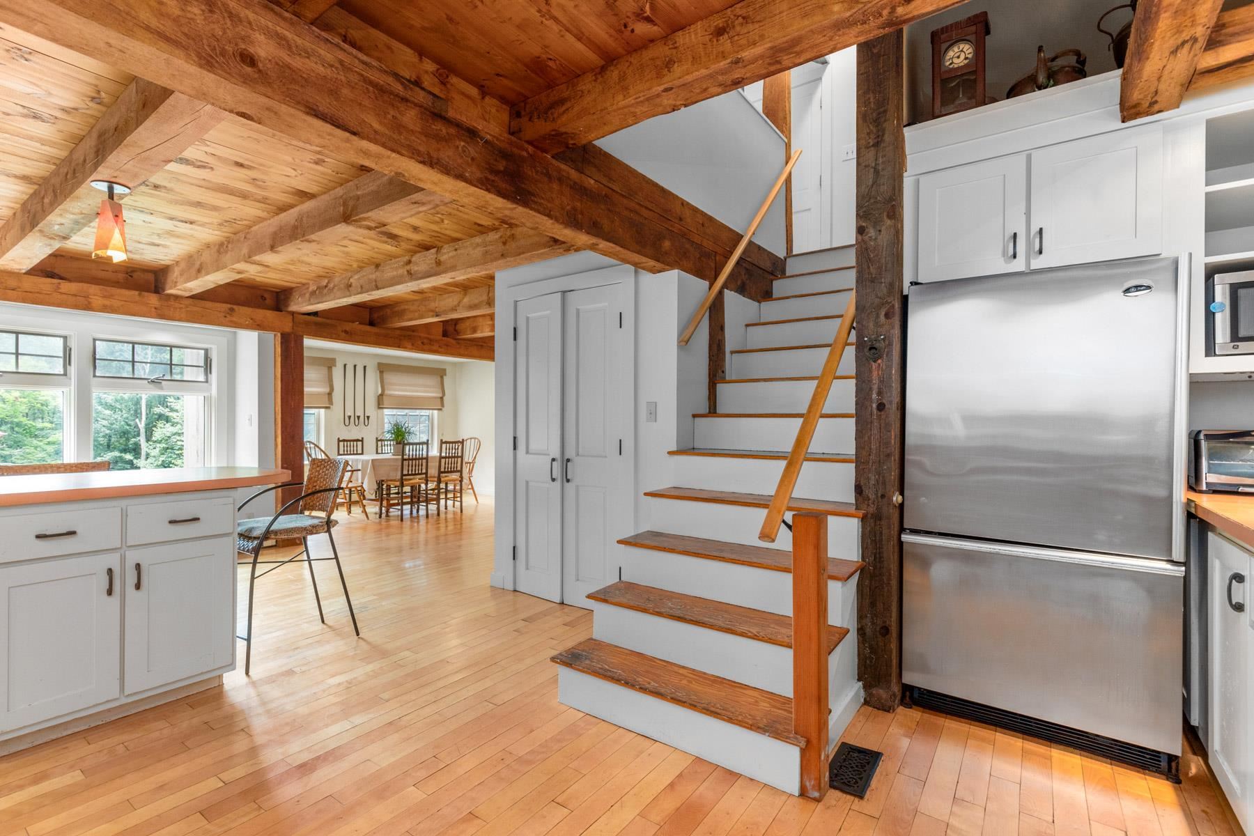 74 High Street Stratham, NH 03885 - Photo 9 of 40 Gallery Image 9