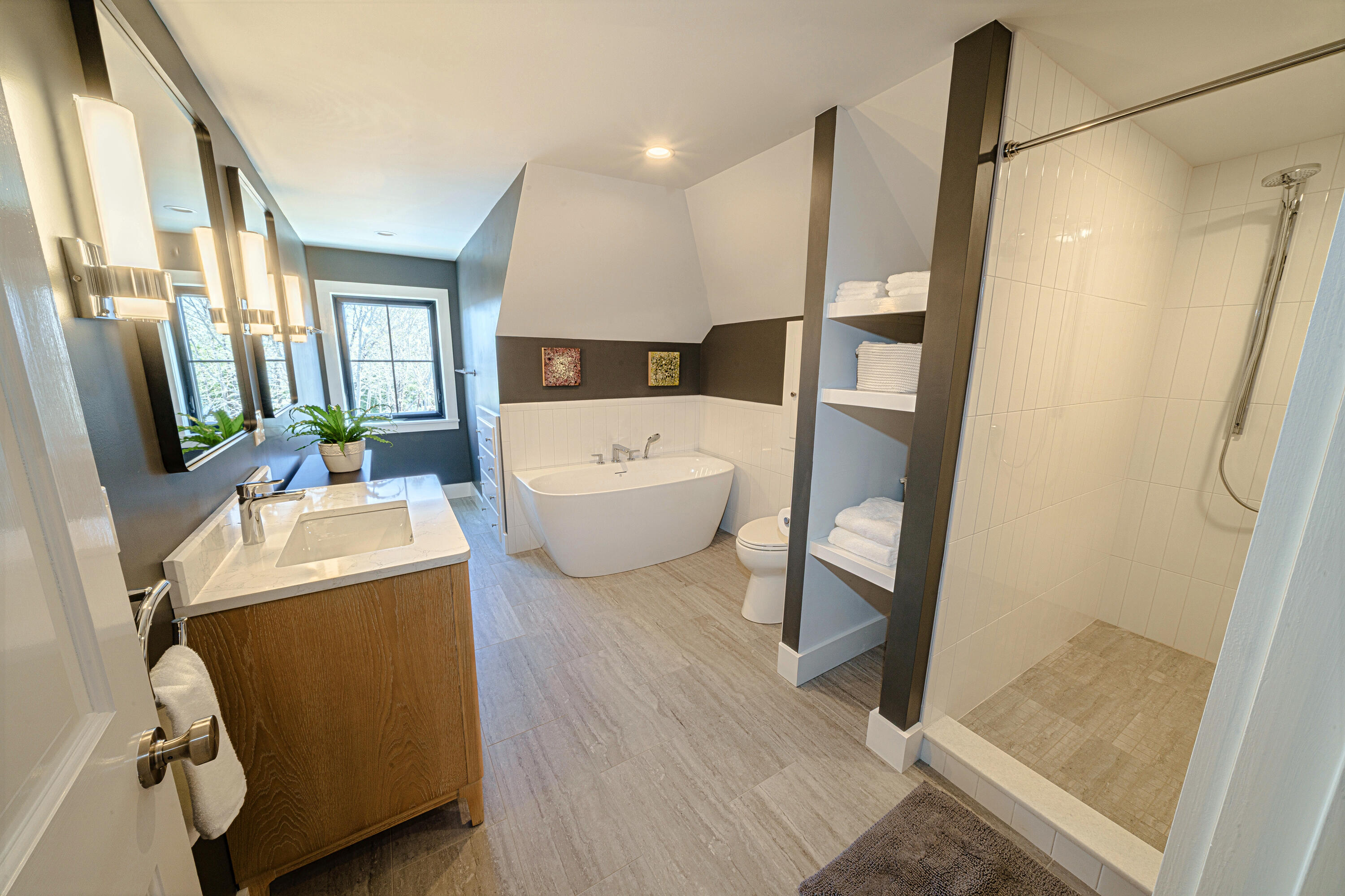 16 Cottage Street Belfast, ME 04915 - Photo 45 of 50 16 Cottage 2nd-fl Bath