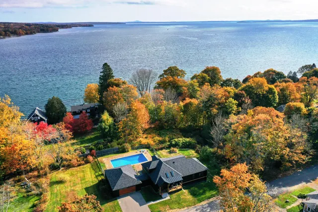 $1,195,000 | 16 Cottage Street, Belfast, ME 04915