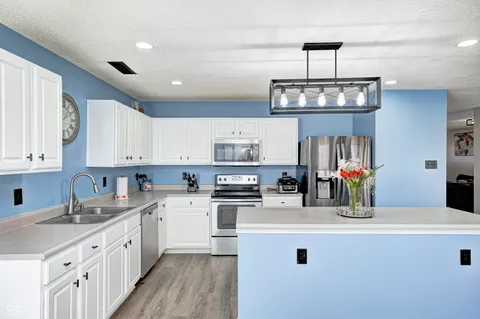 $295,000 | 6545 Newstead Drive, Indianapolis, IN 46217