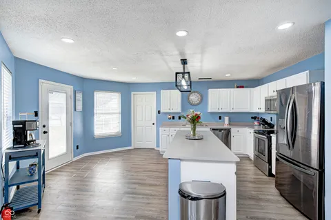 $295,000 | 6545 Newstead Drive, Indianapolis, IN 46217