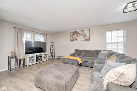 $295,000 | 6545 Newstead Drive, Indianapolis, IN 46217