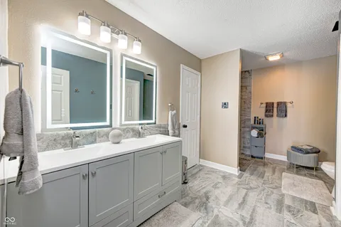 $295,000 | 6545 Newstead Drive, Indianapolis, IN 46217