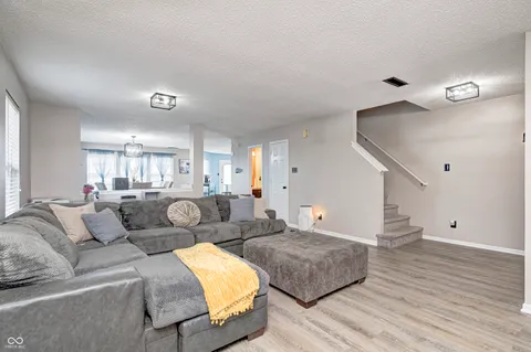 $295,000 | 6545 Newstead Drive, Indianapolis, IN 46217