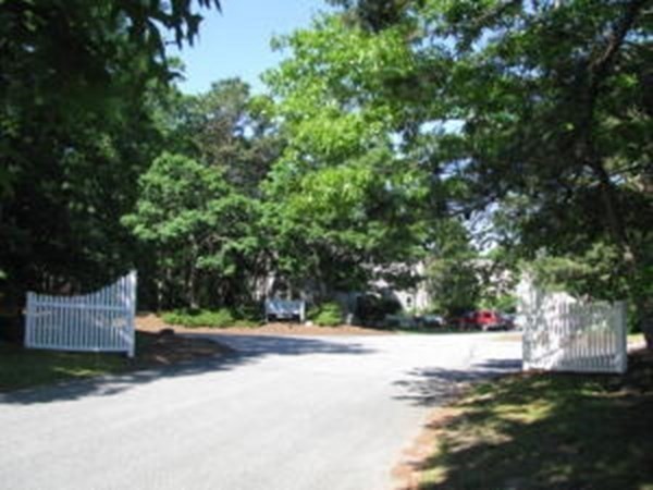 24 Ryan's Way, Unit 15 Mashpee, MA 02649 - Photo 3 of 24