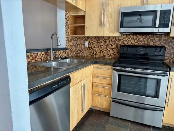 $1,650 | 5757 East University Boulevard, Unit 23C, Dallas, TX 75206