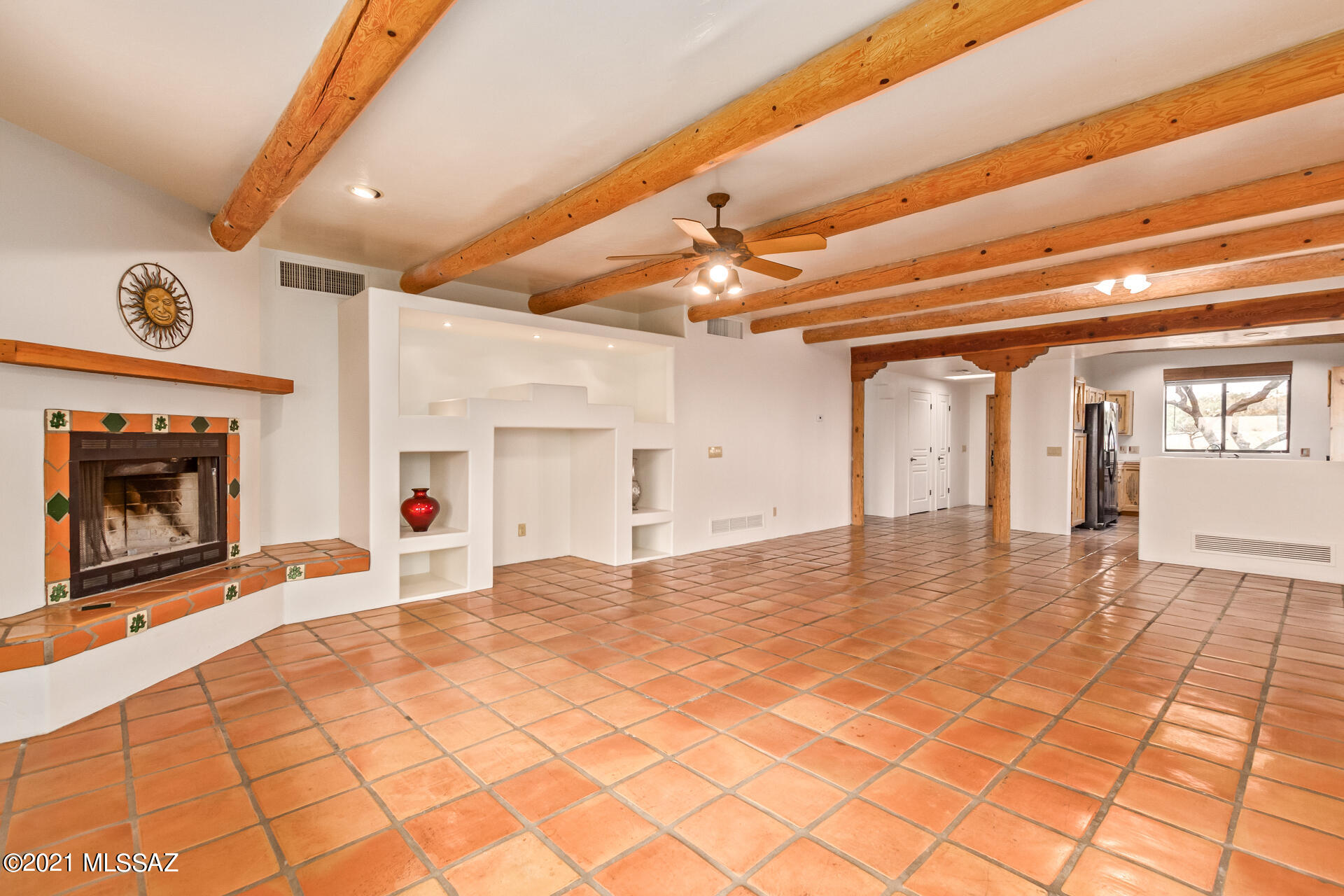 1040 North Wentworth Road Vail, AZ 85641 - Photo 5 of 33