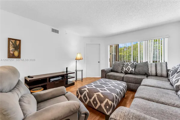 $125,000 | 9511 Weldon Circle, Unit G308, Tamarac, FL 33321