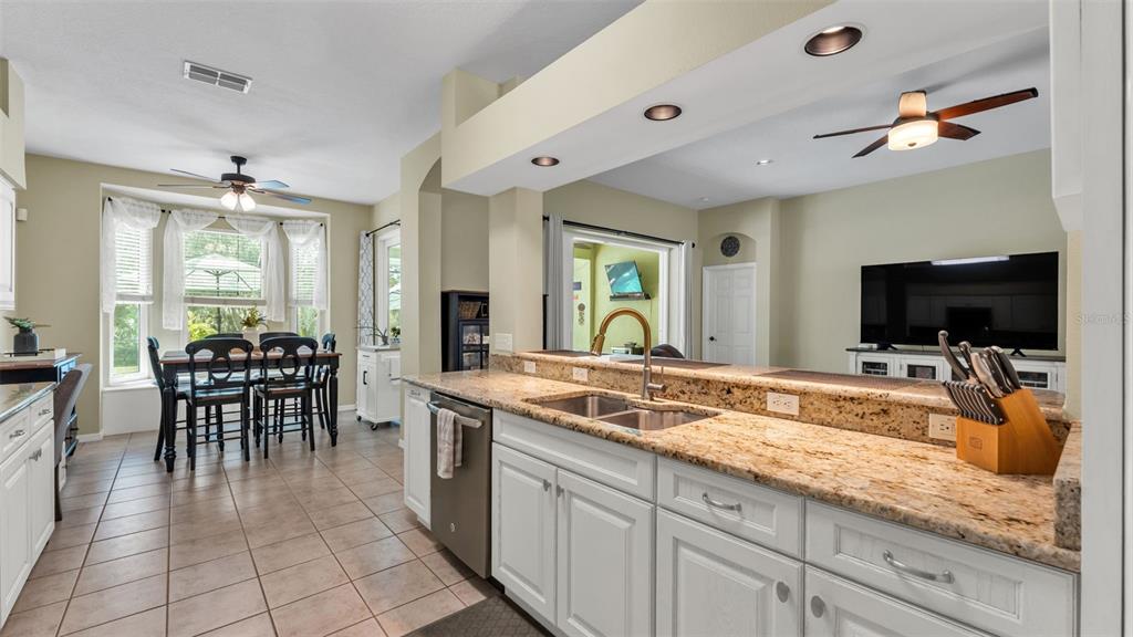 2803 Spring Meadow Drive Plant City, FL 33566 - Photo 19 of 74