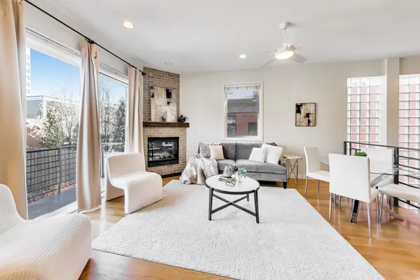 $500,000 | 2026 West Pierce Avenue, Unit 4, Chicago, IL 60622