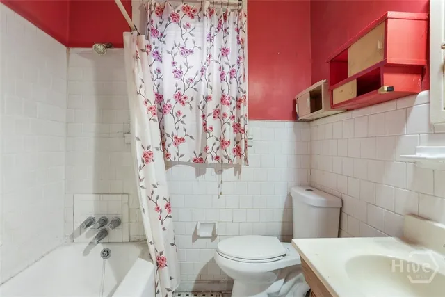 $290,000 | 607 Seiler Avenue, Savannah, GA 31401