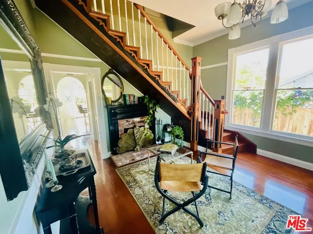 $6,800 | 370 Main Street, Los Alamos, CA 93440