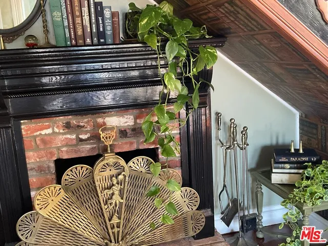 $6,800 | 370 Main Street, Los Alamos, CA 93440