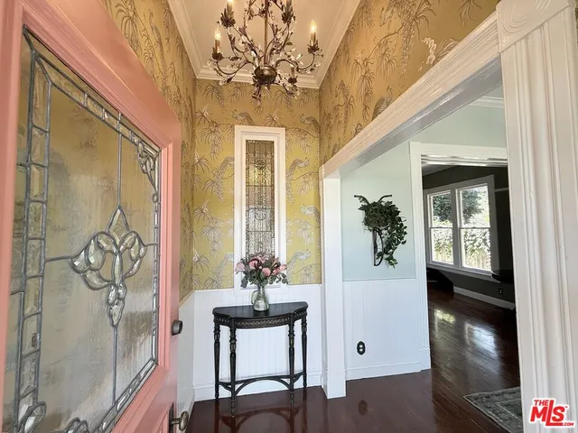 $6,800 | 370 Main Street, Los Alamos, CA 93440